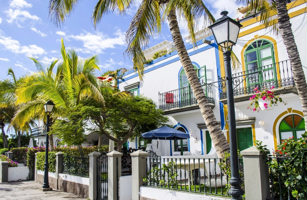 Why Homeowners Choose a Direct Cash Sale
